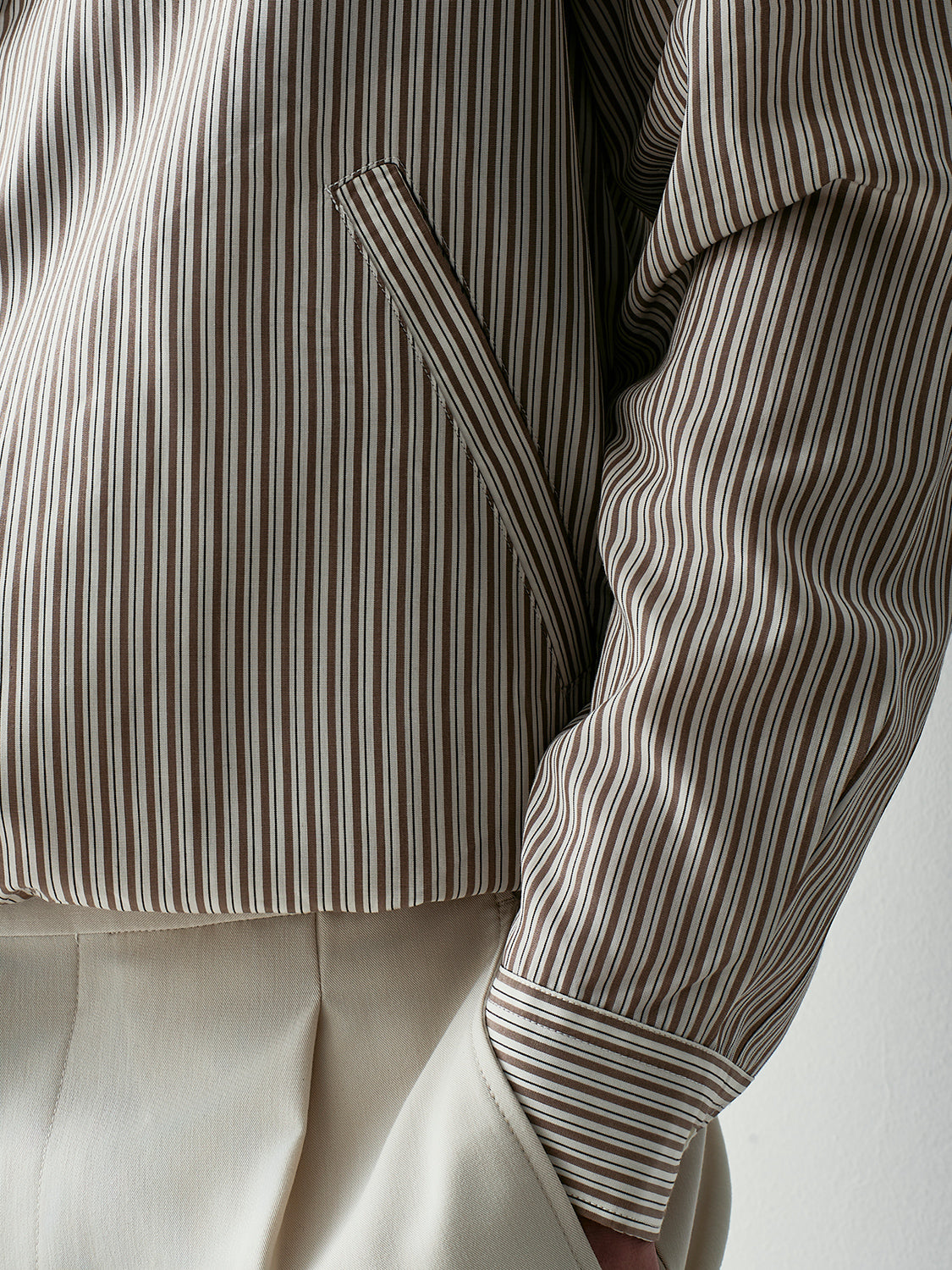 STRIPED SHIRT WITH HOOD