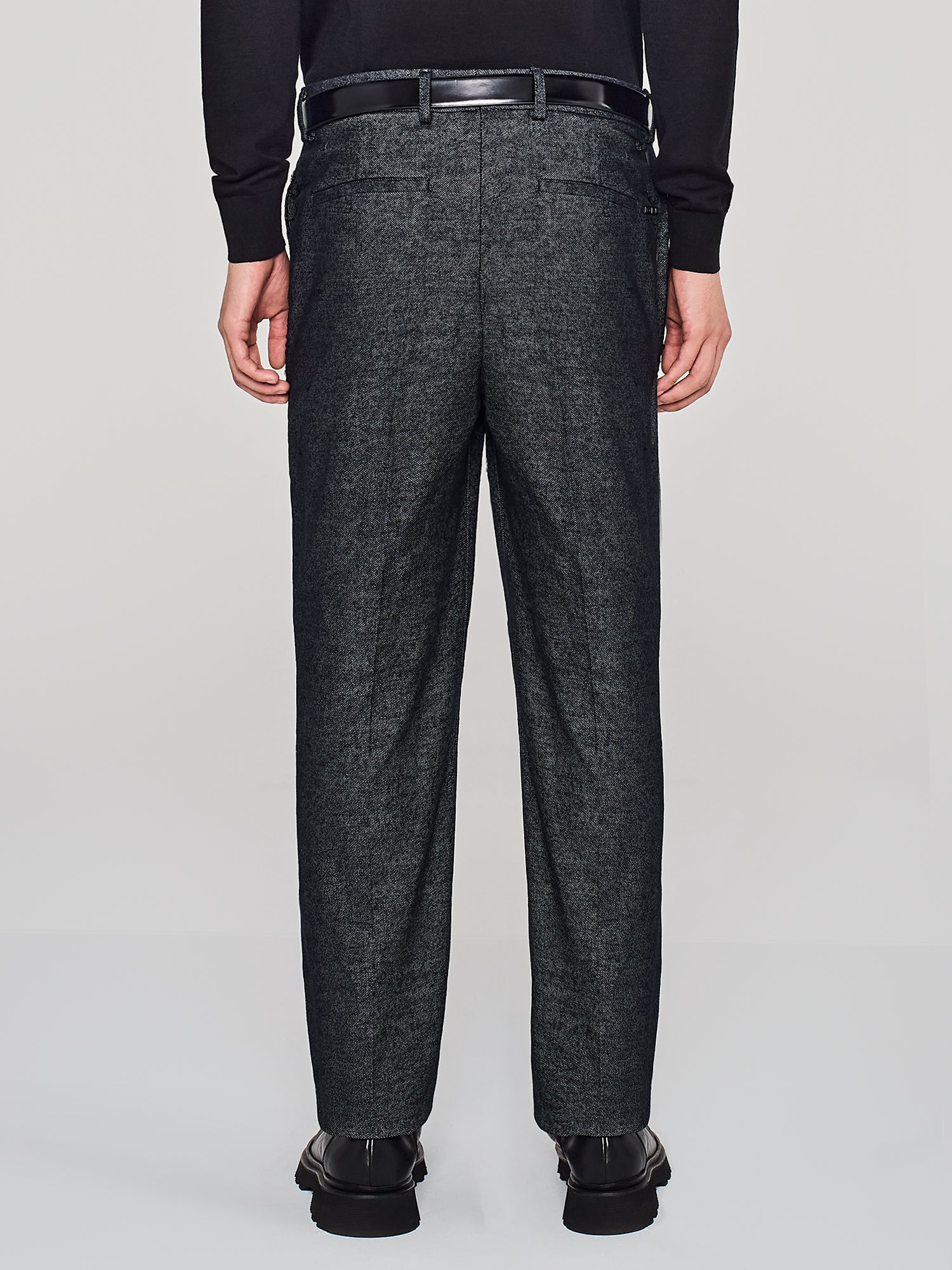 DENIM PANTS WITH SEQUIN EMBROIDERY