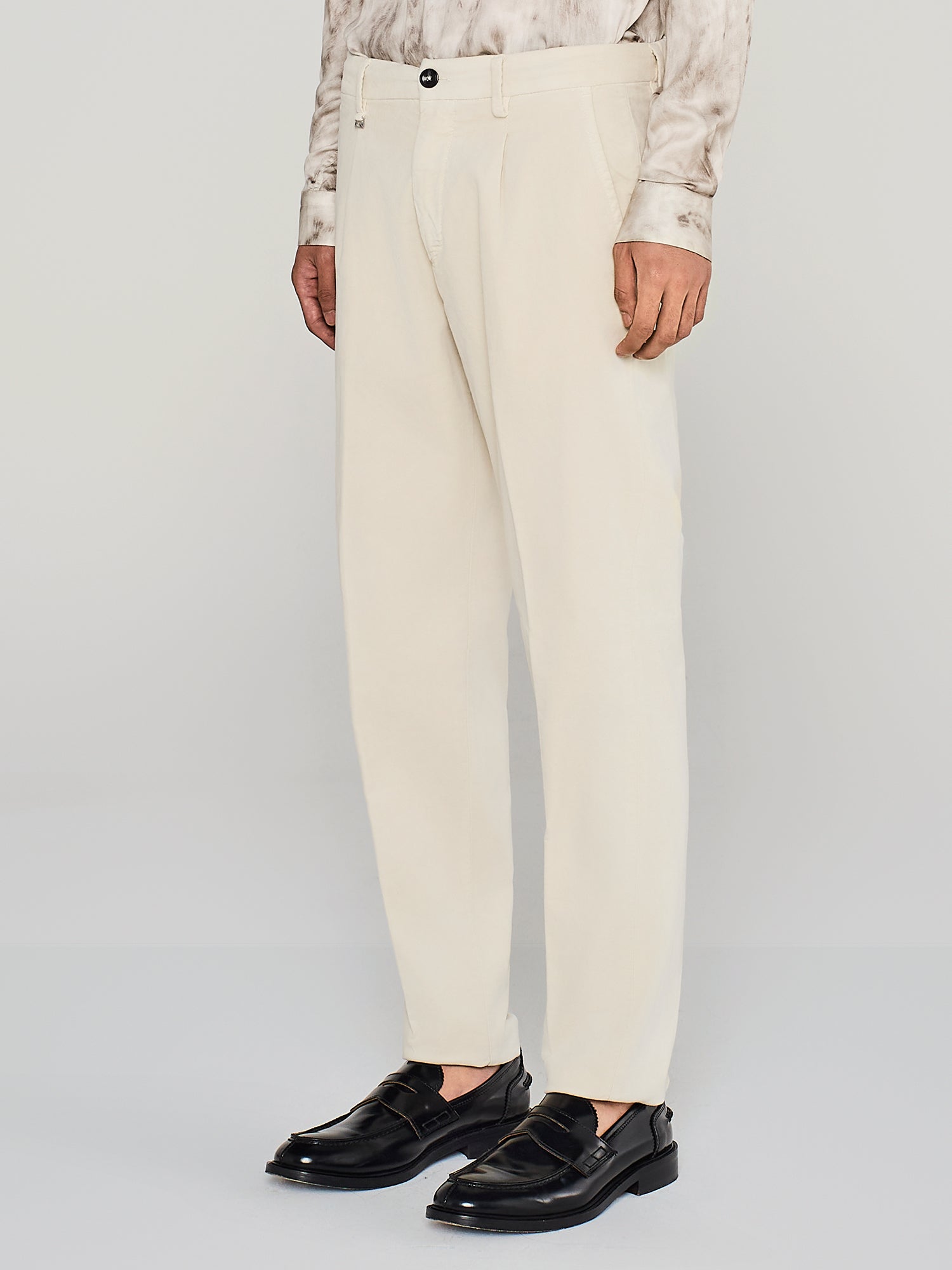 PANTALONE IN VELLUTO LISCIO