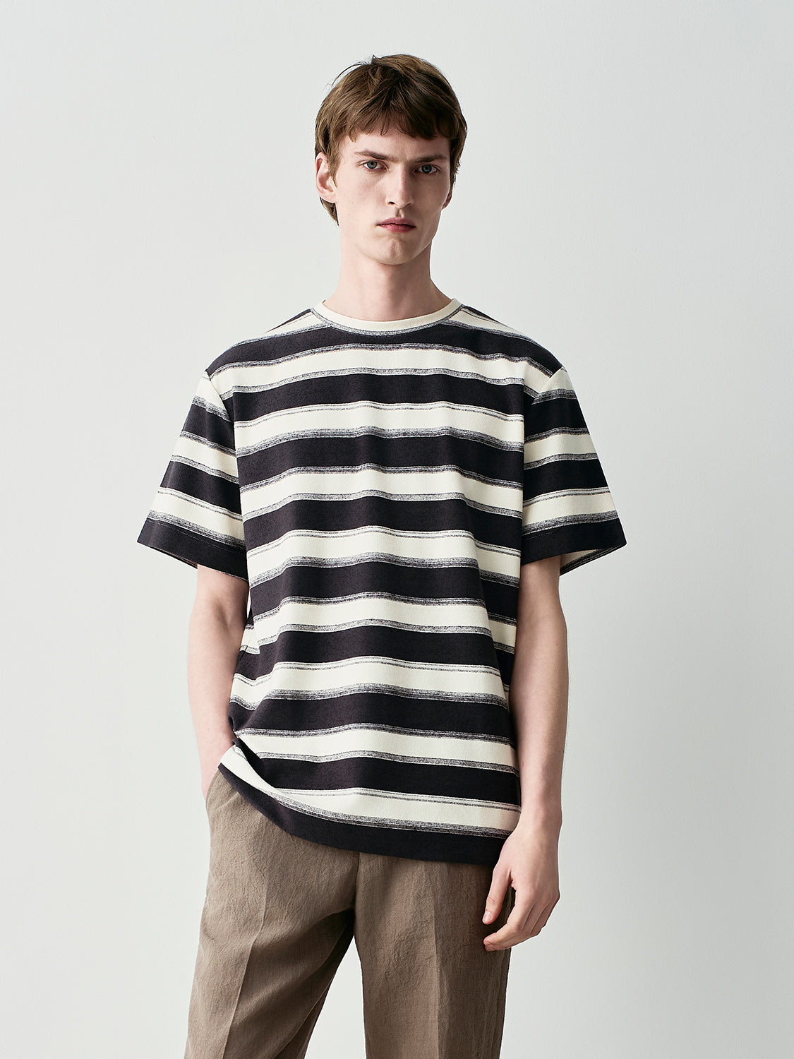 STRIPED T-SHIRT