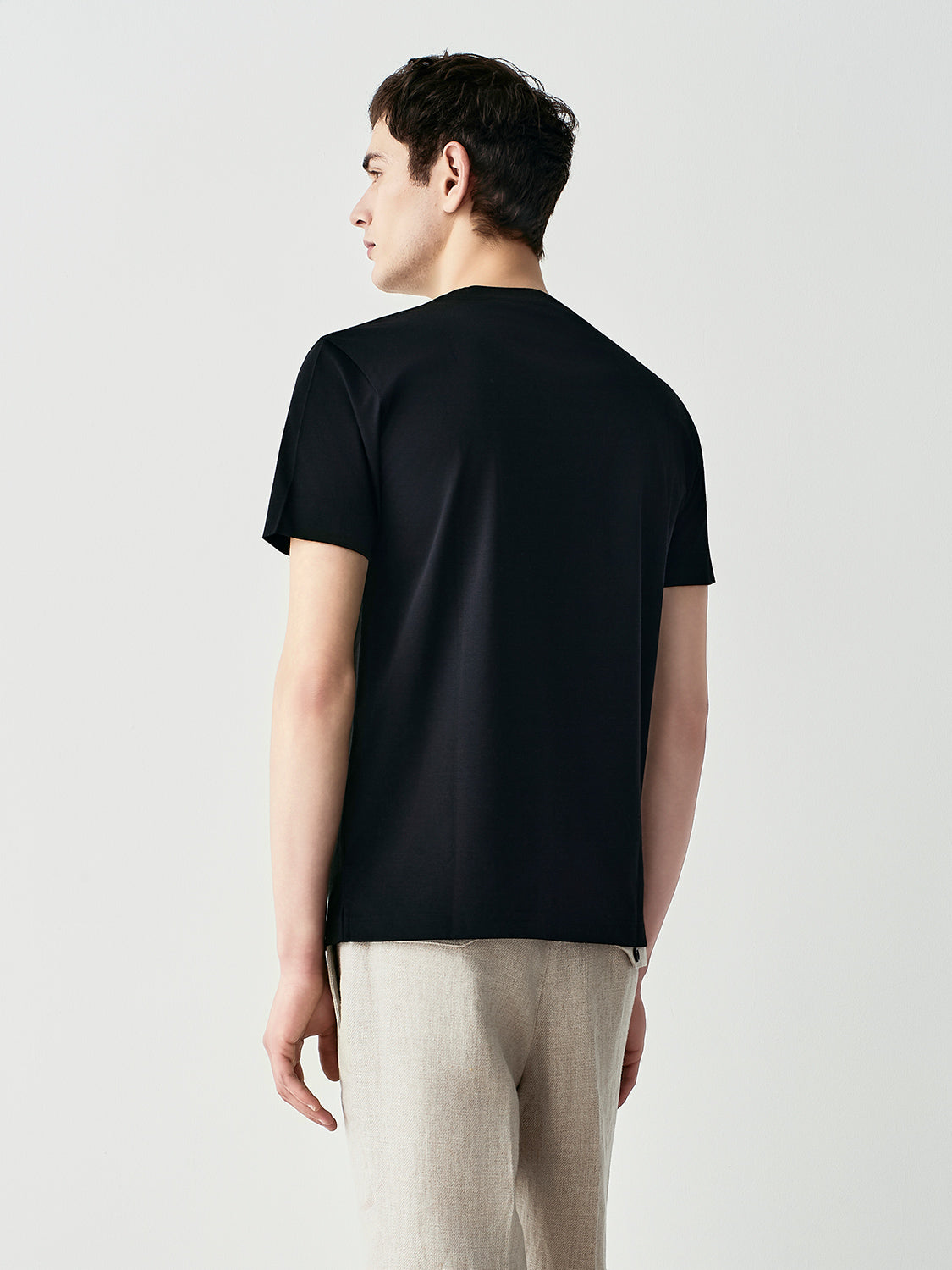 Regular short-sleeved T-shirt