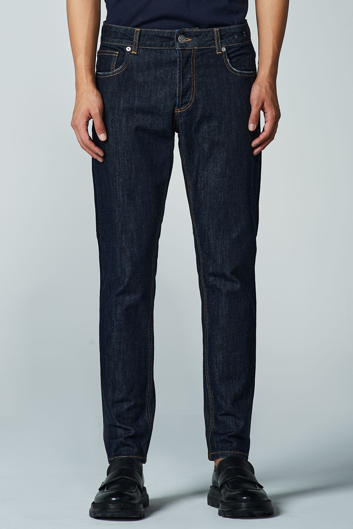 INDIGO WASHED JEANS