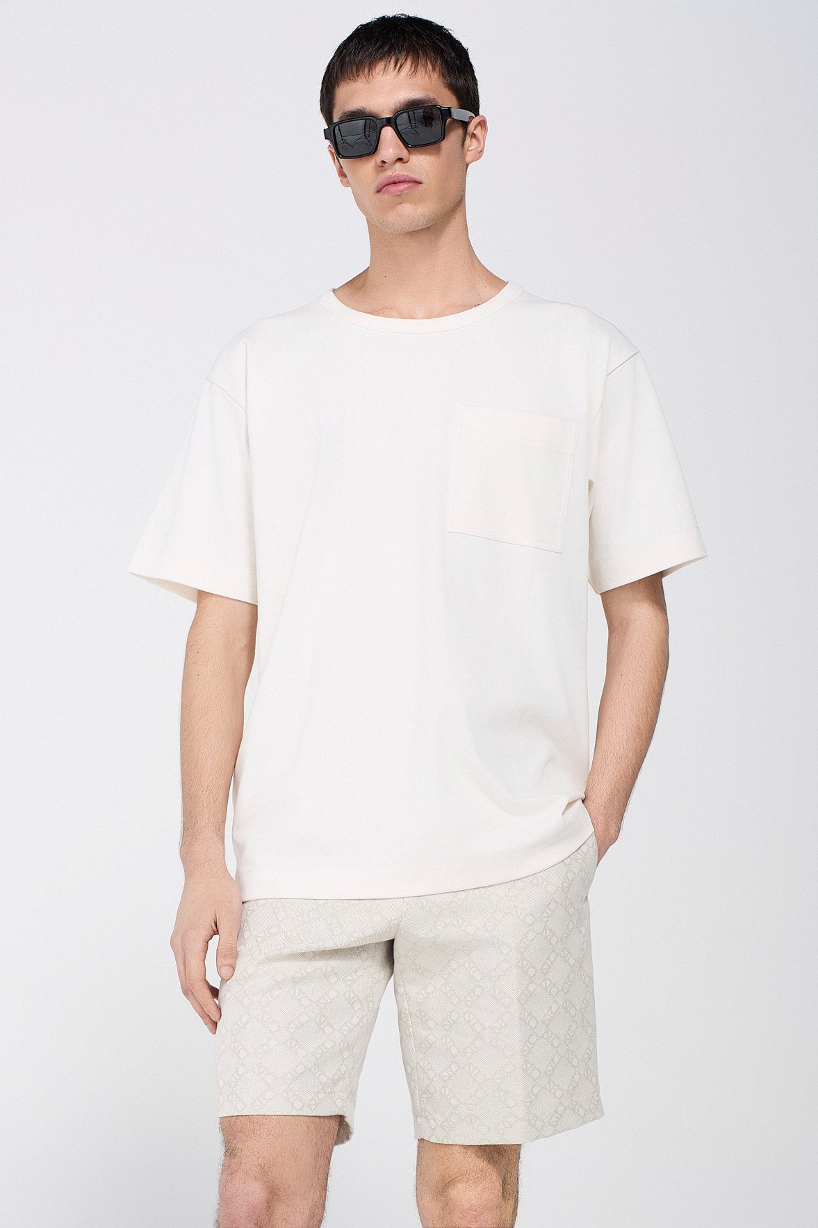 T-SHIRT DETTAGLIO TASCA