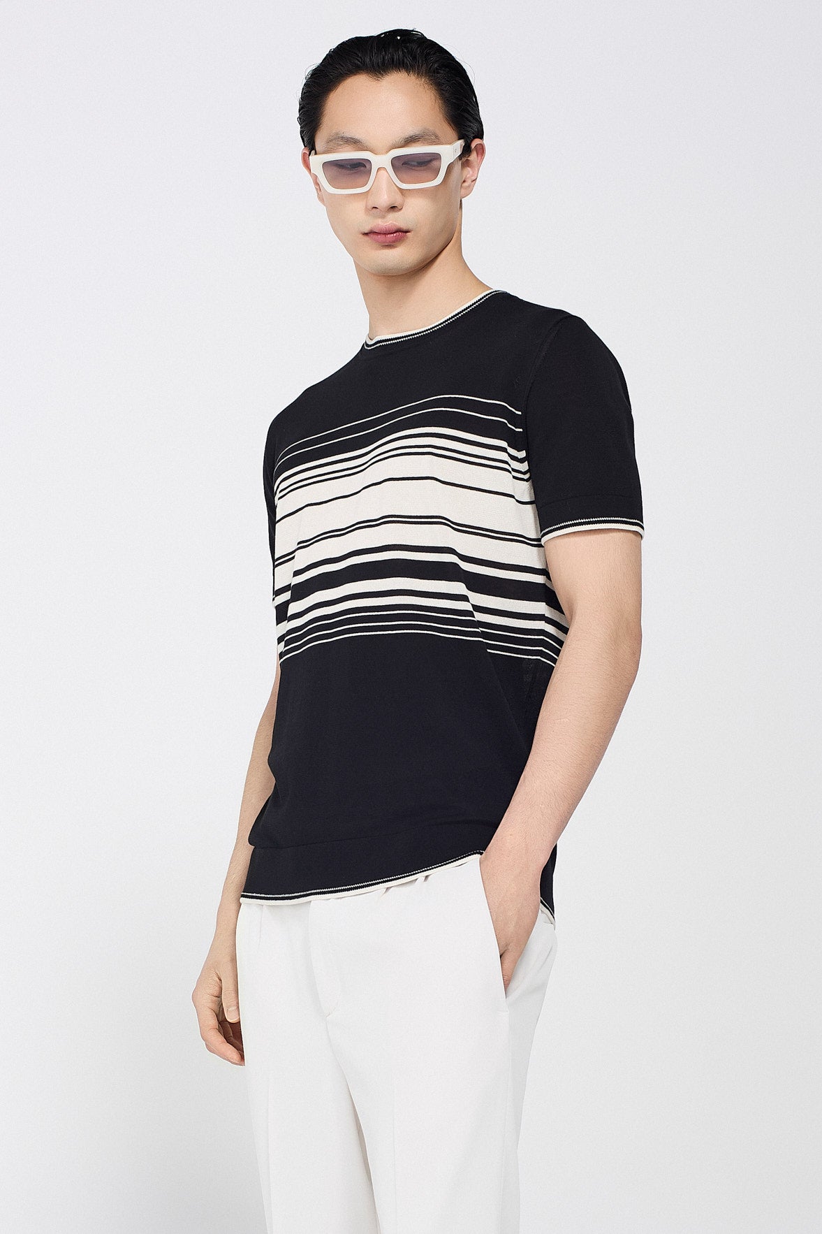 STRIPED ROUNDNECK T-SHIRT