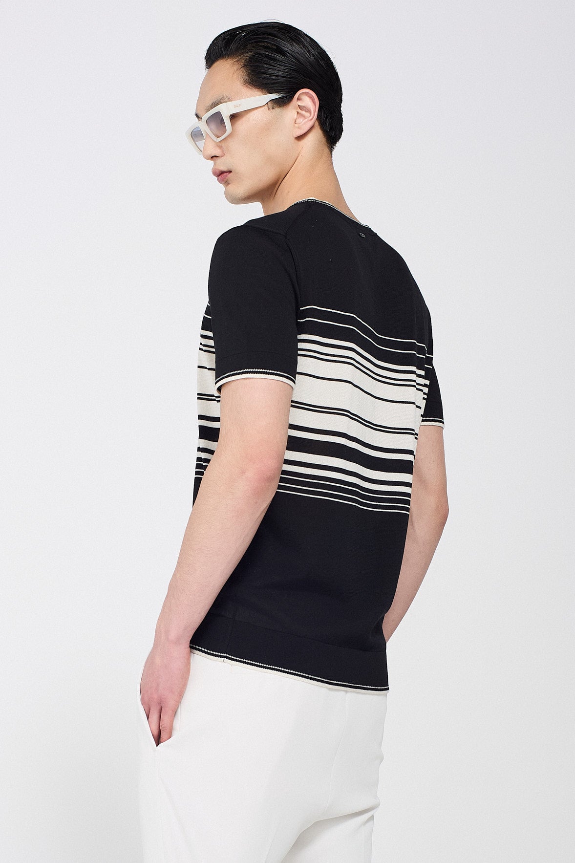 STRIPED ROUNDNECK T-SHIRT