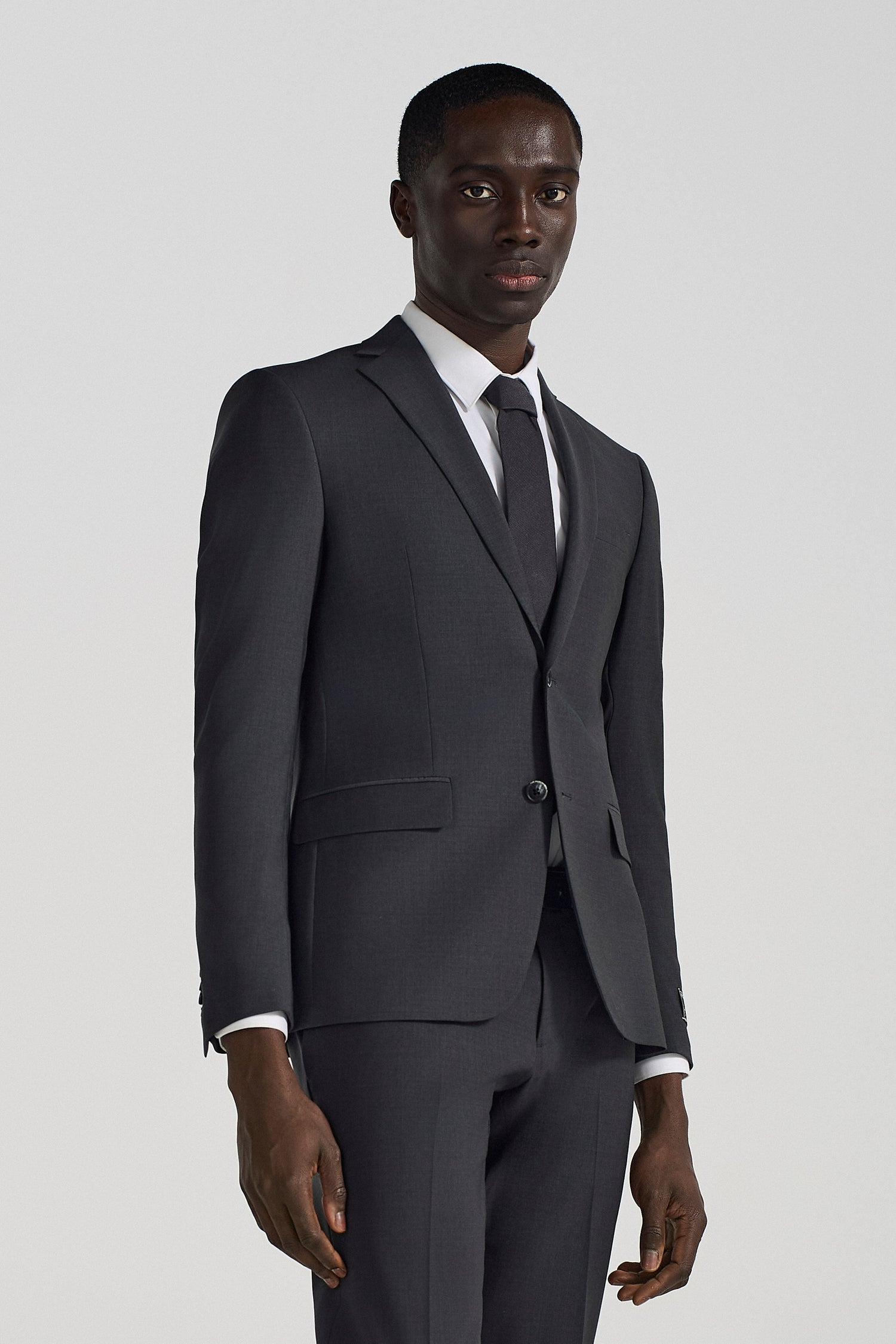 ESSENTIAL SUIT BLAZER