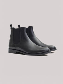 Leather chelsea boots