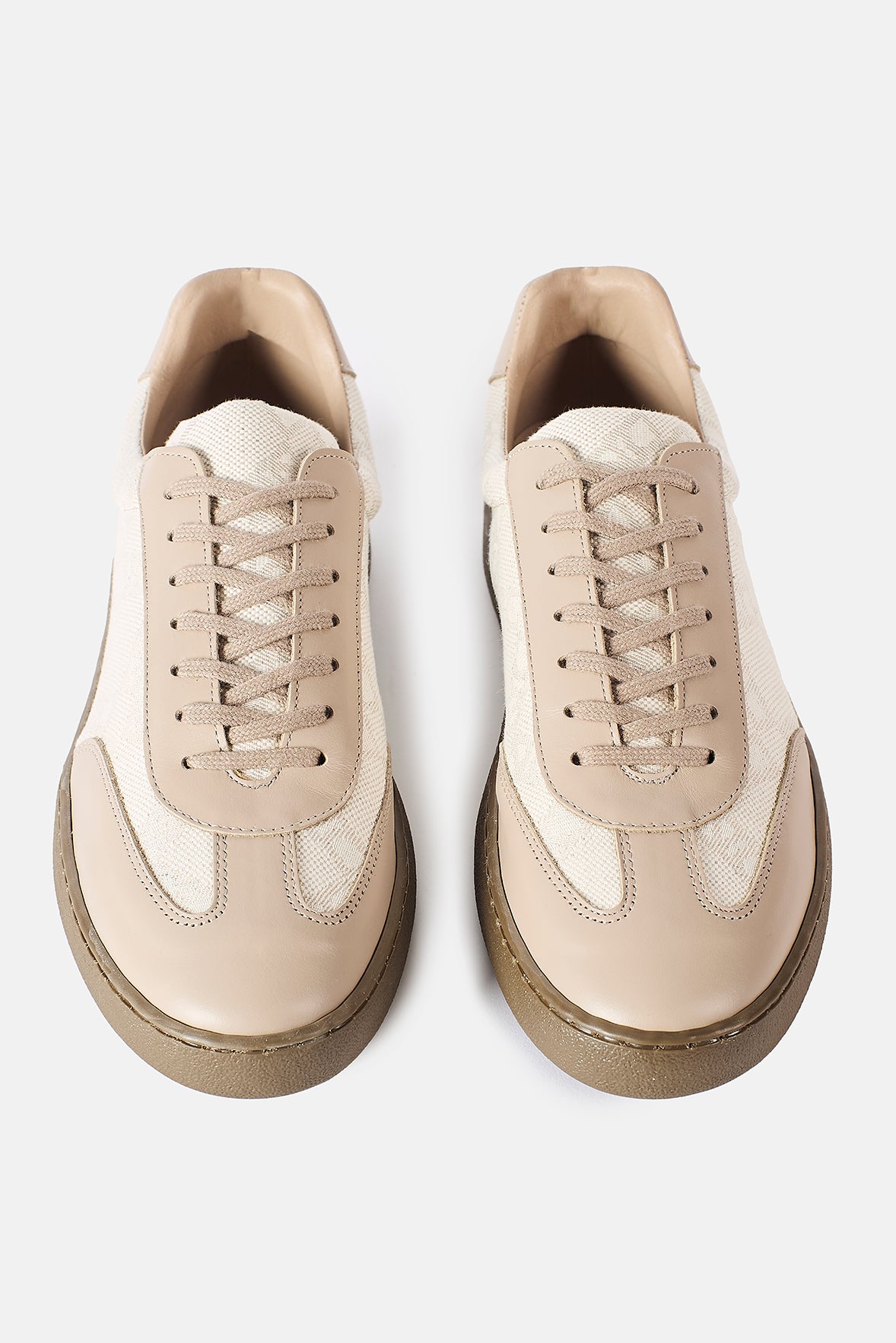 MONOGRAM SNEAKER
