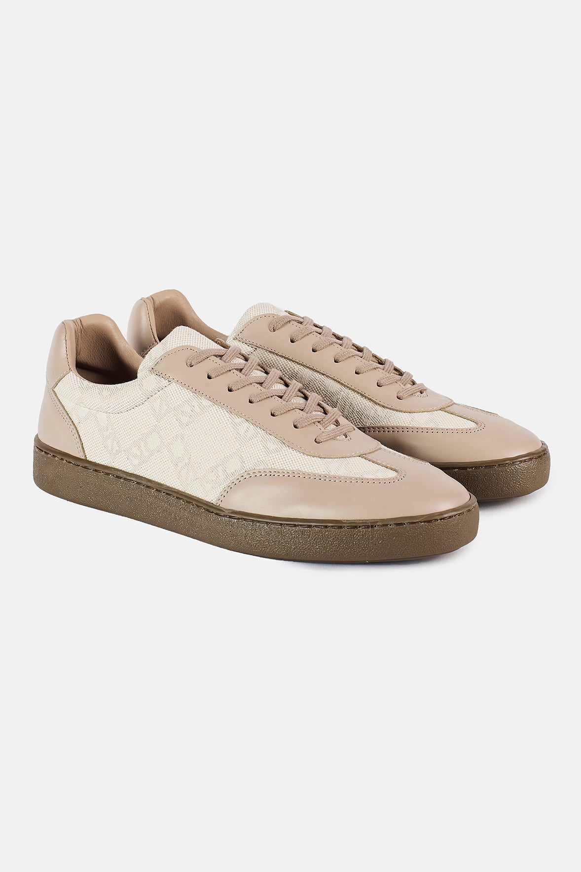 MONOGRAM SNEAKER