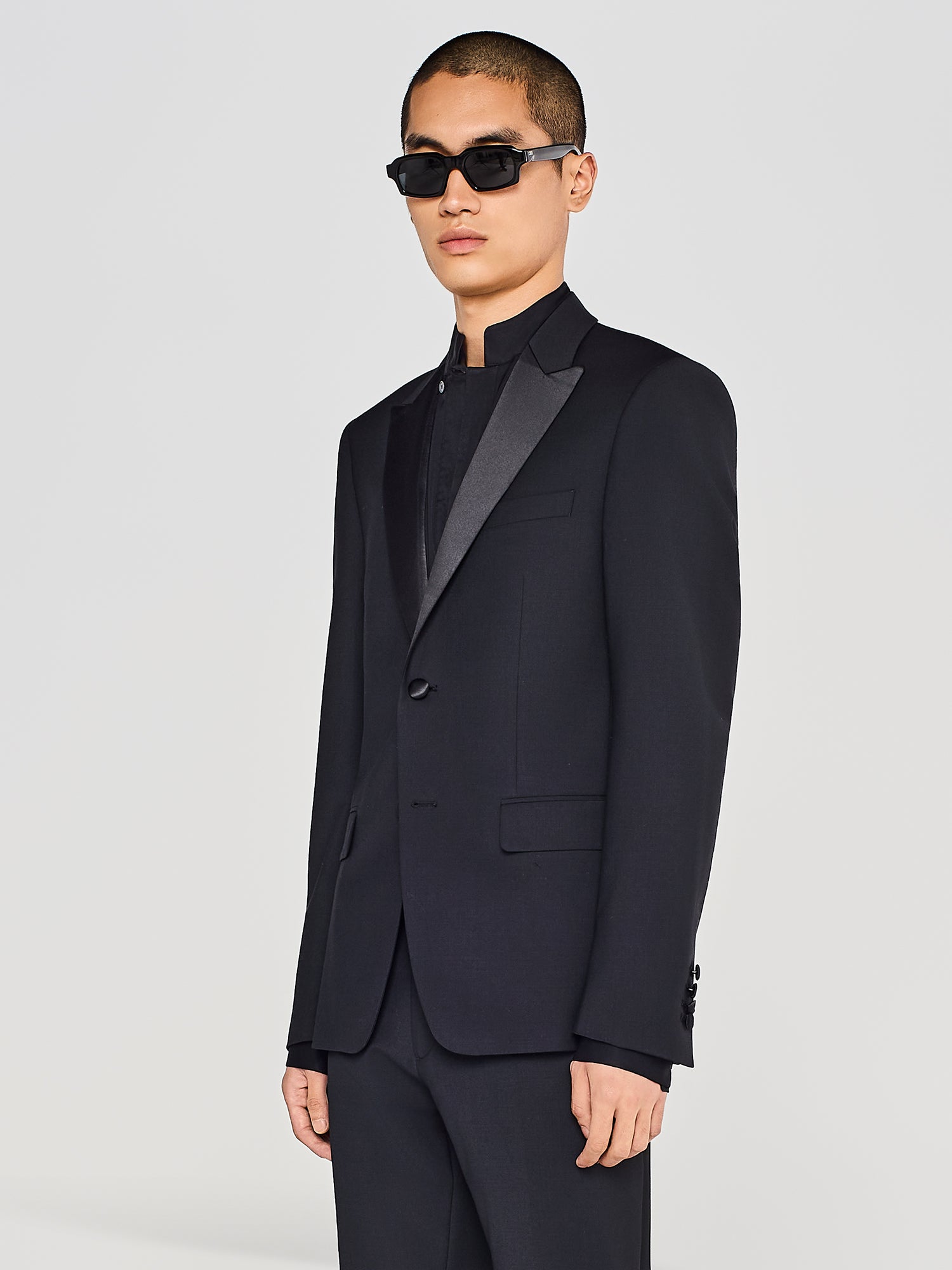 TUXEDO BLAZER