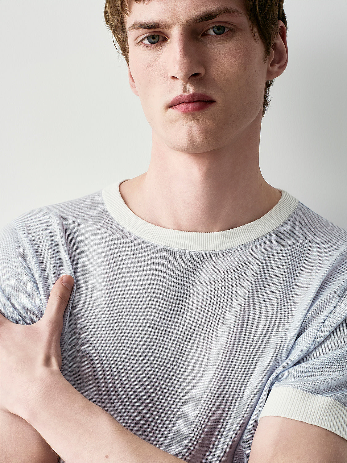 T-shirt in maglia con contrasti
