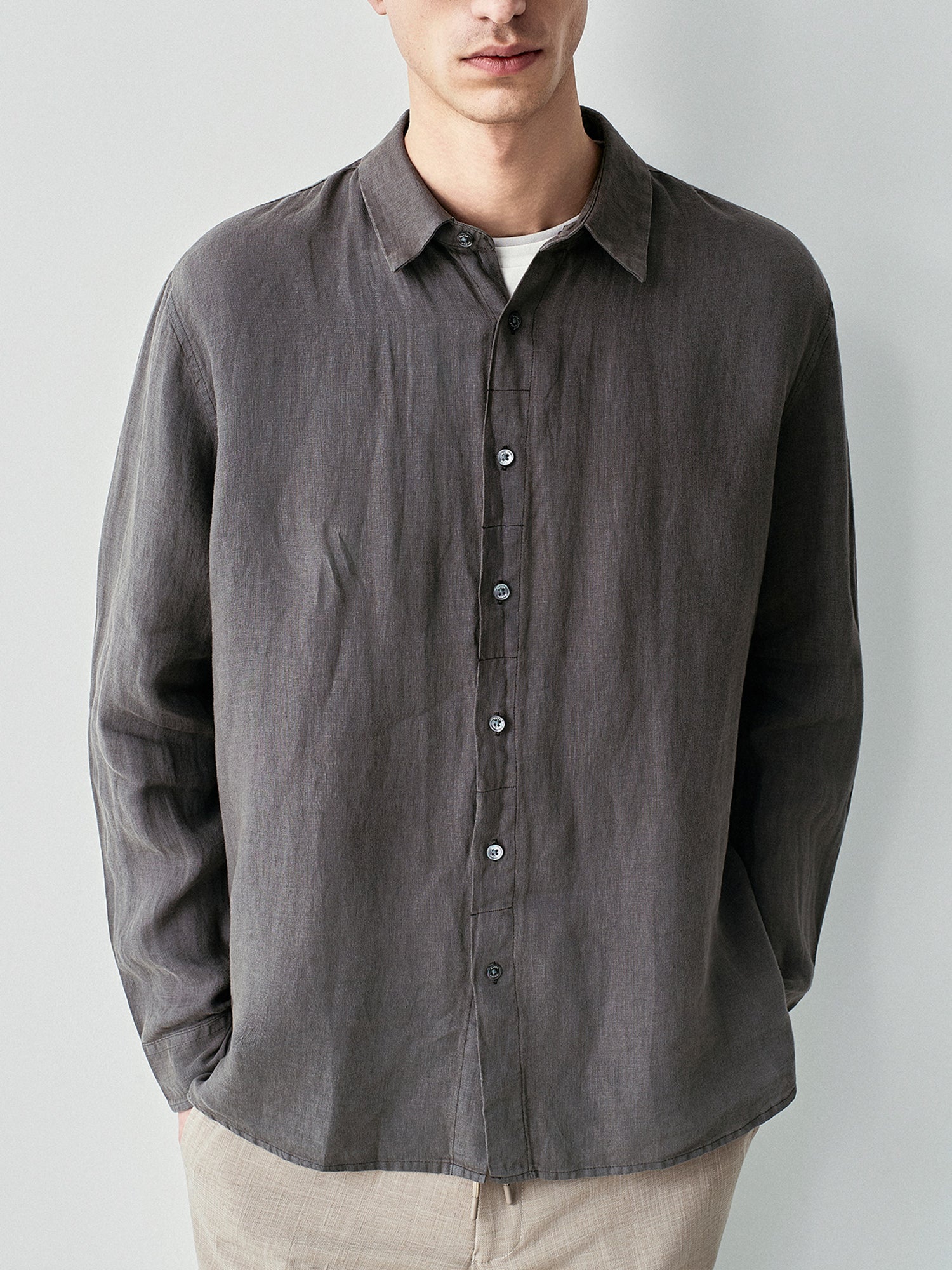 Relaxed linen shirt