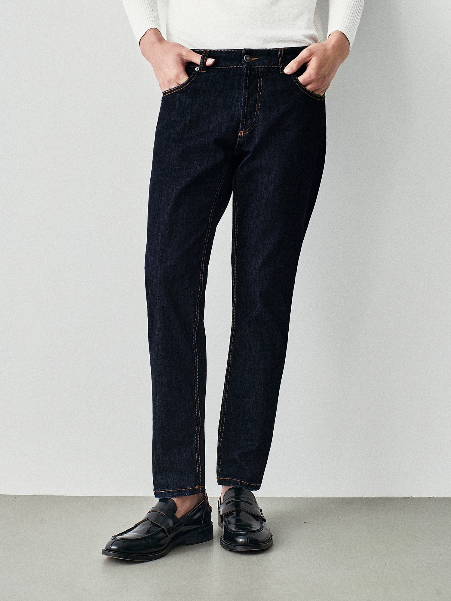 Indigo washed jeans