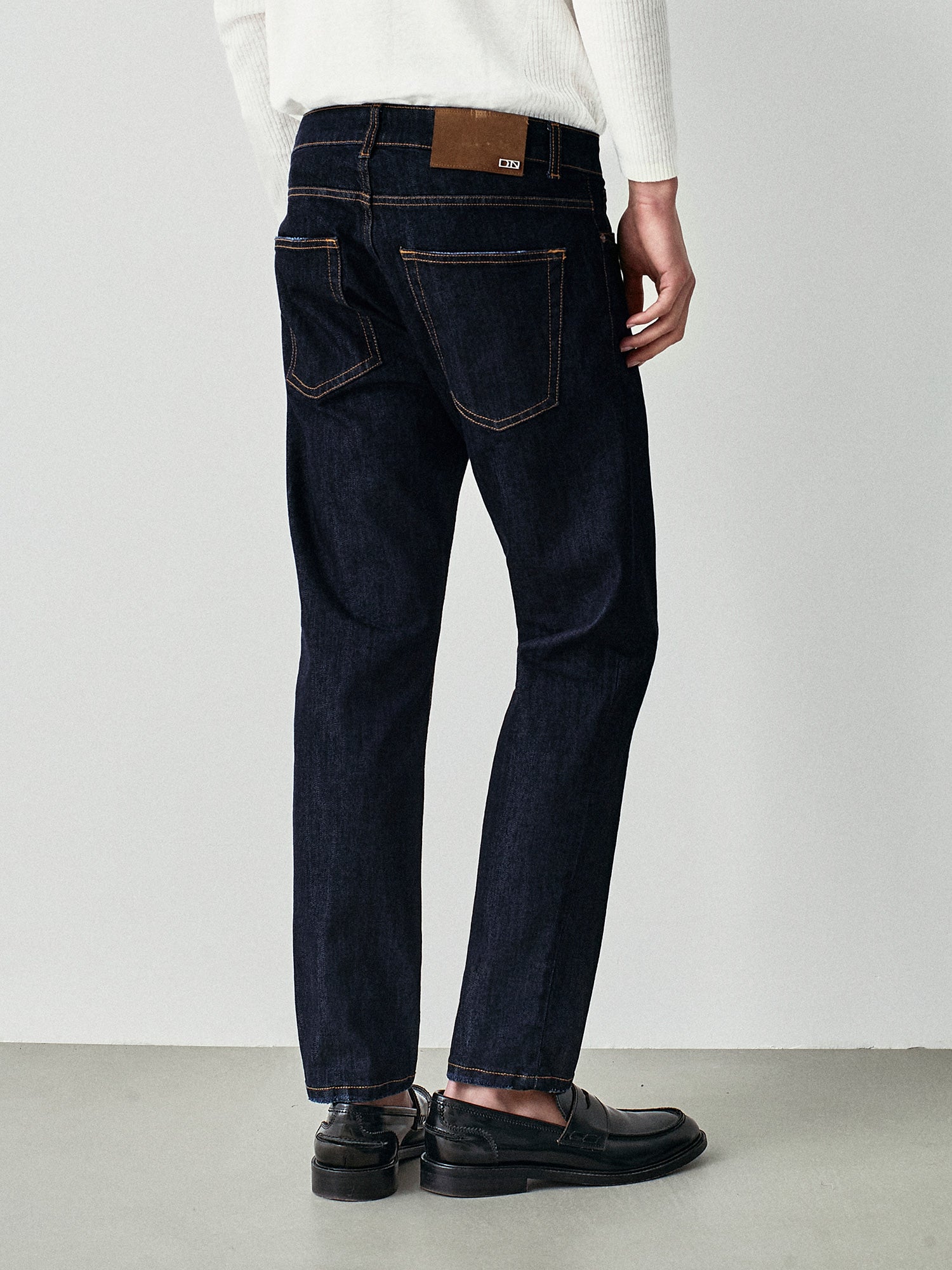 Indigo washed jeans