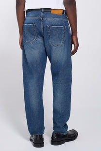 STRAIGHT DENIM JEANS