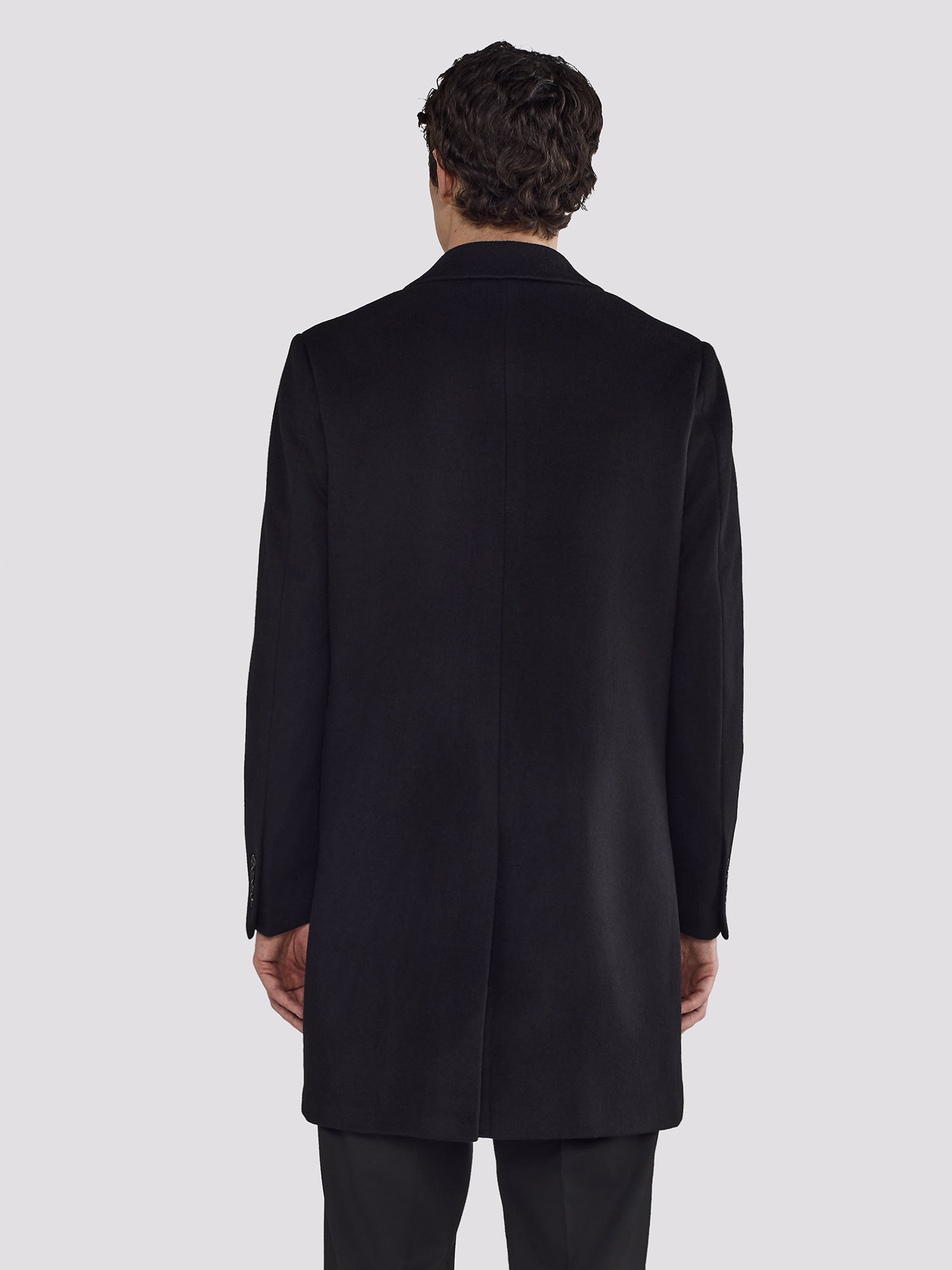ESSENTIAL COAT