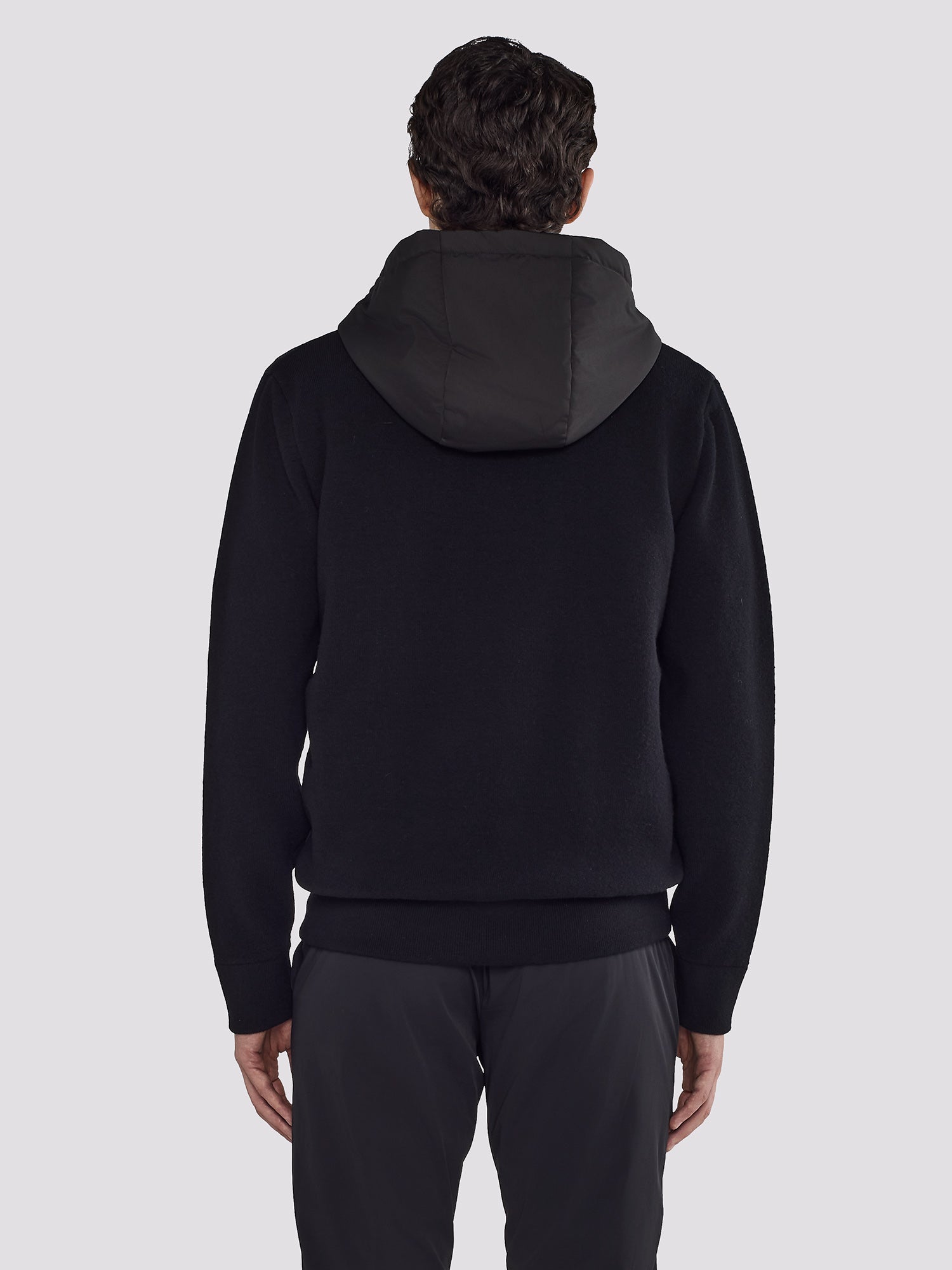 GIACCA IN NYLON CON MANICHE E FONDO IN MAGLIA