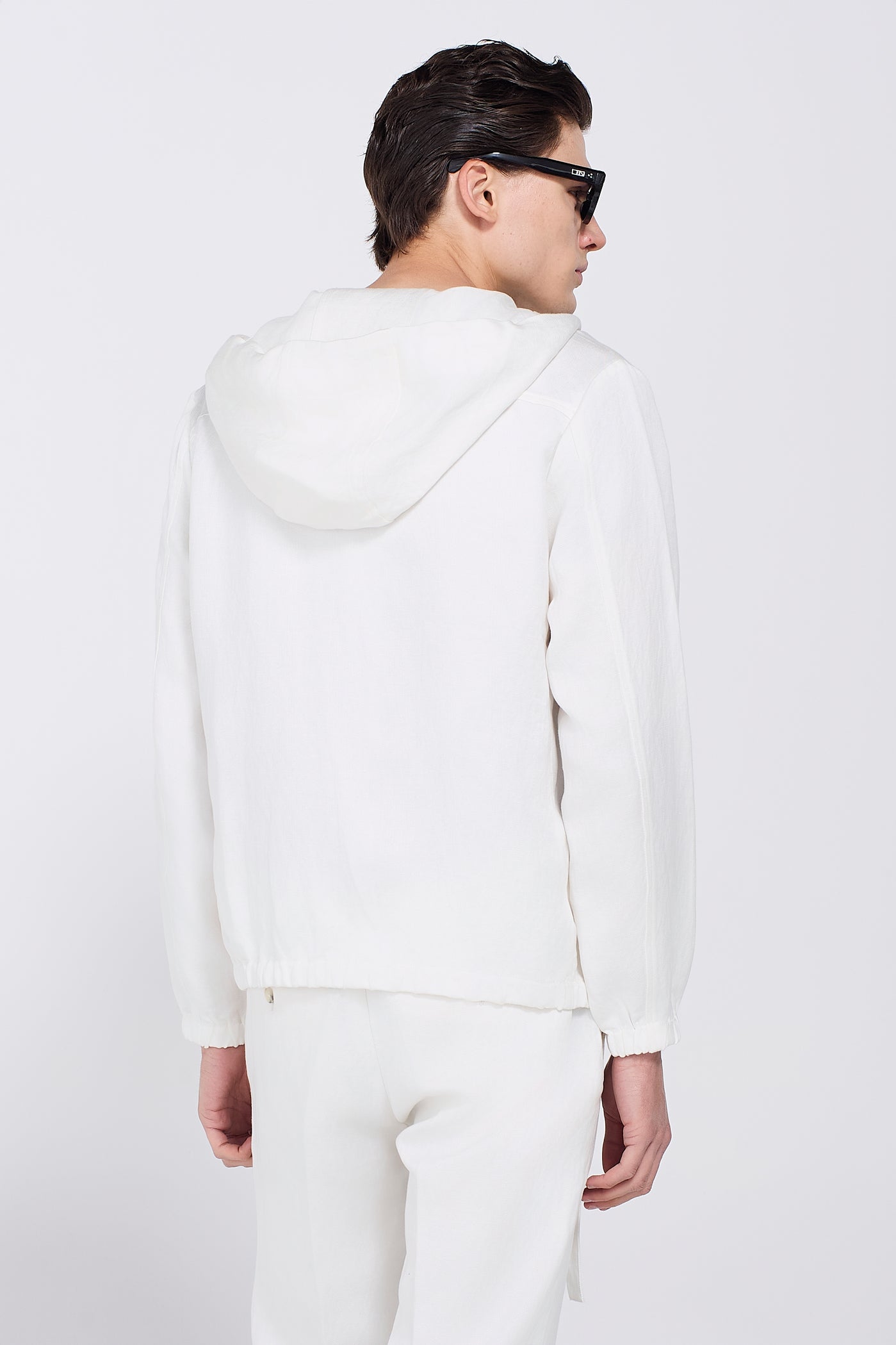 BOMBER IN LINO CON CAPPUCCIO