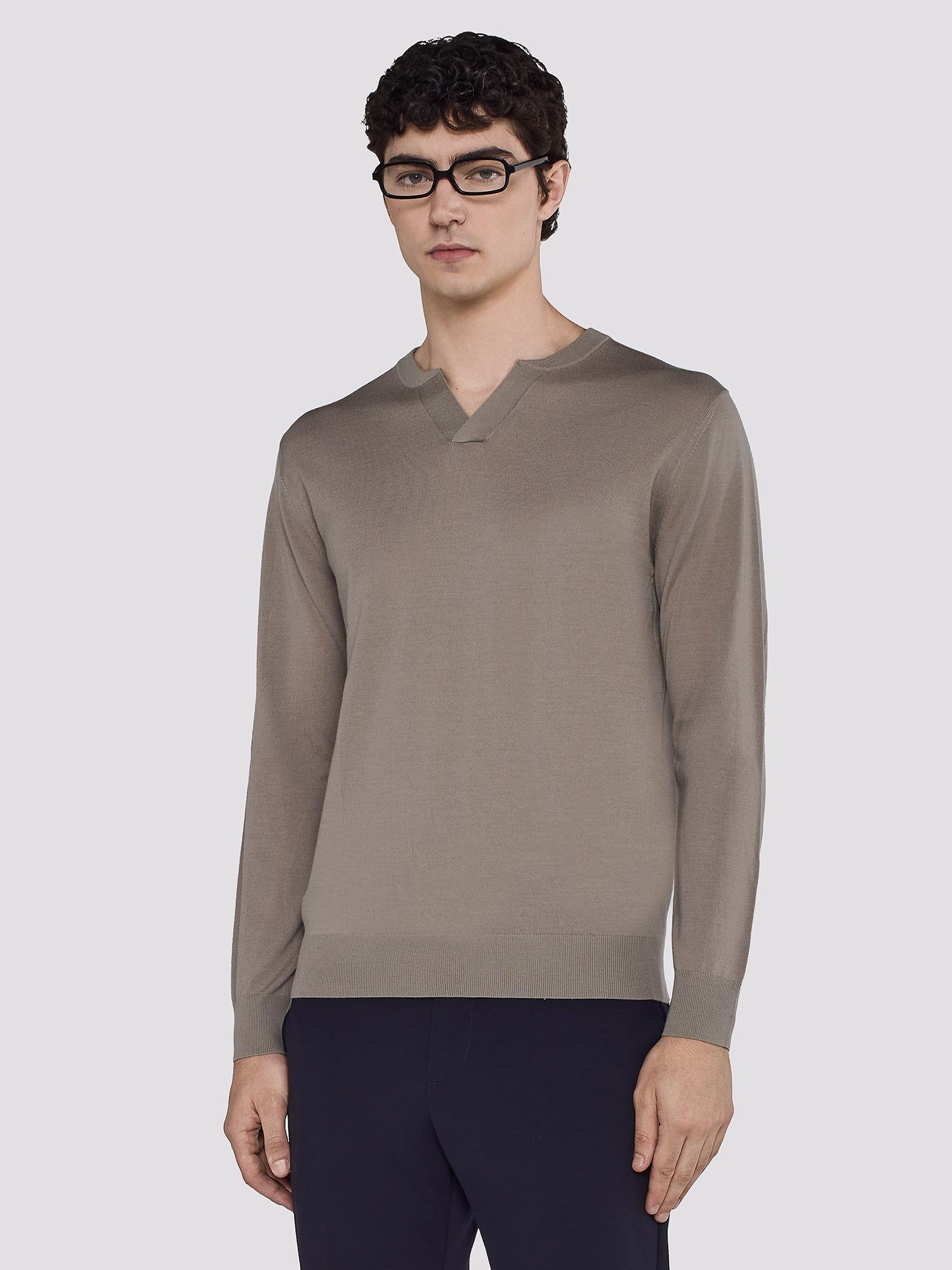 MAGLIA SCOLLO A V IN MERINO E SETA