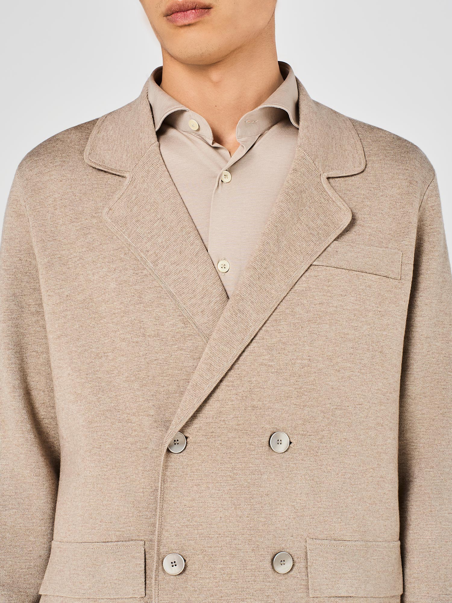 DOUBLE-BREASTED KNIT BLAZER