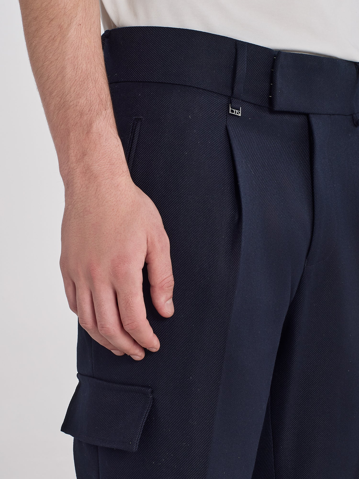 PANTALONI STILE CARGO
