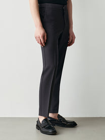 Pantaloni in crepe
