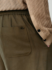 Wide leg trousers