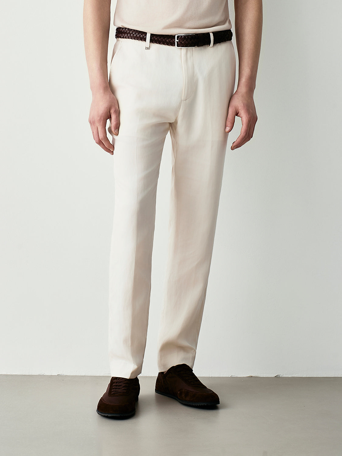 tailored trousers in fresh linen
