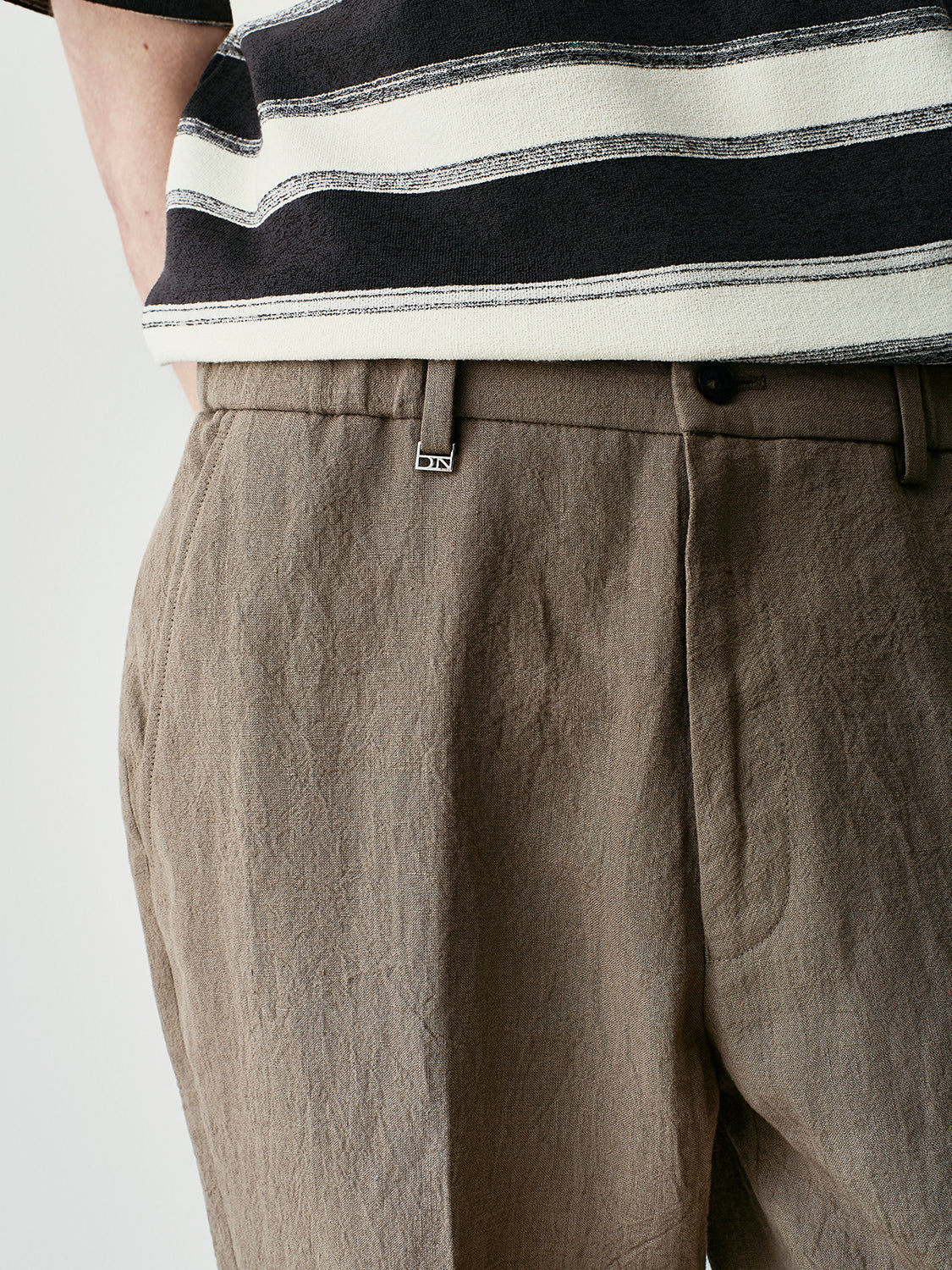 Pantaloni in lino con coulisse