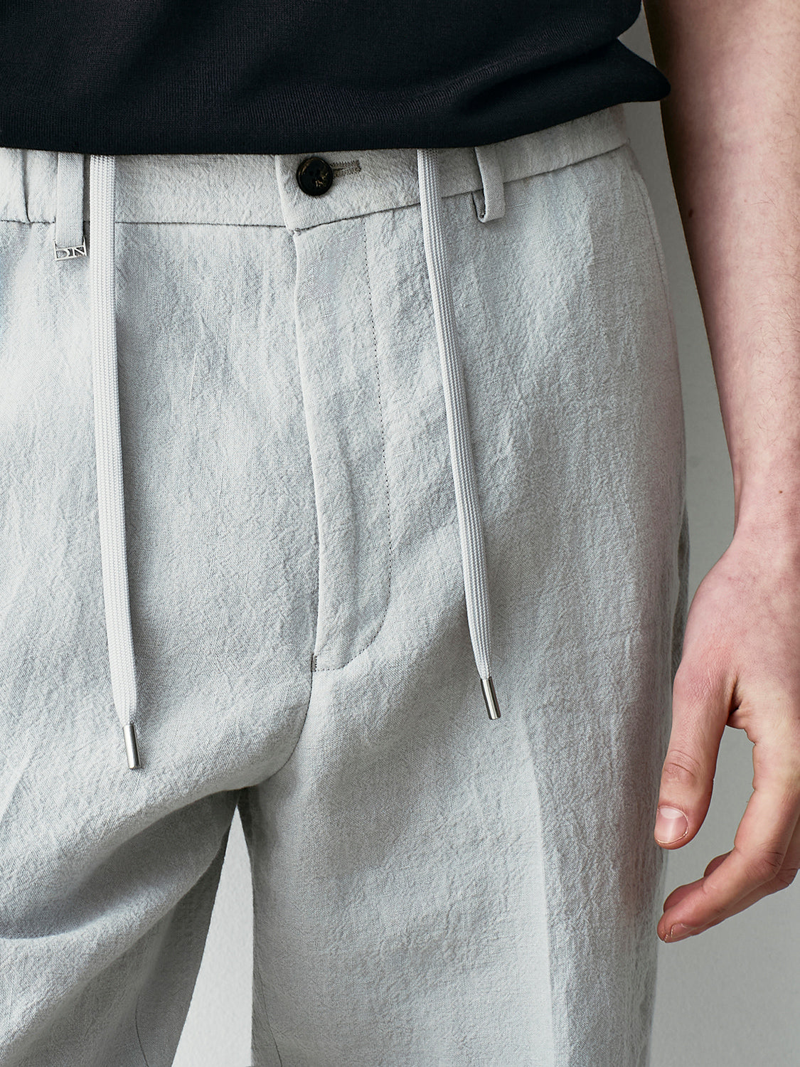 Linen trousers with drawstring