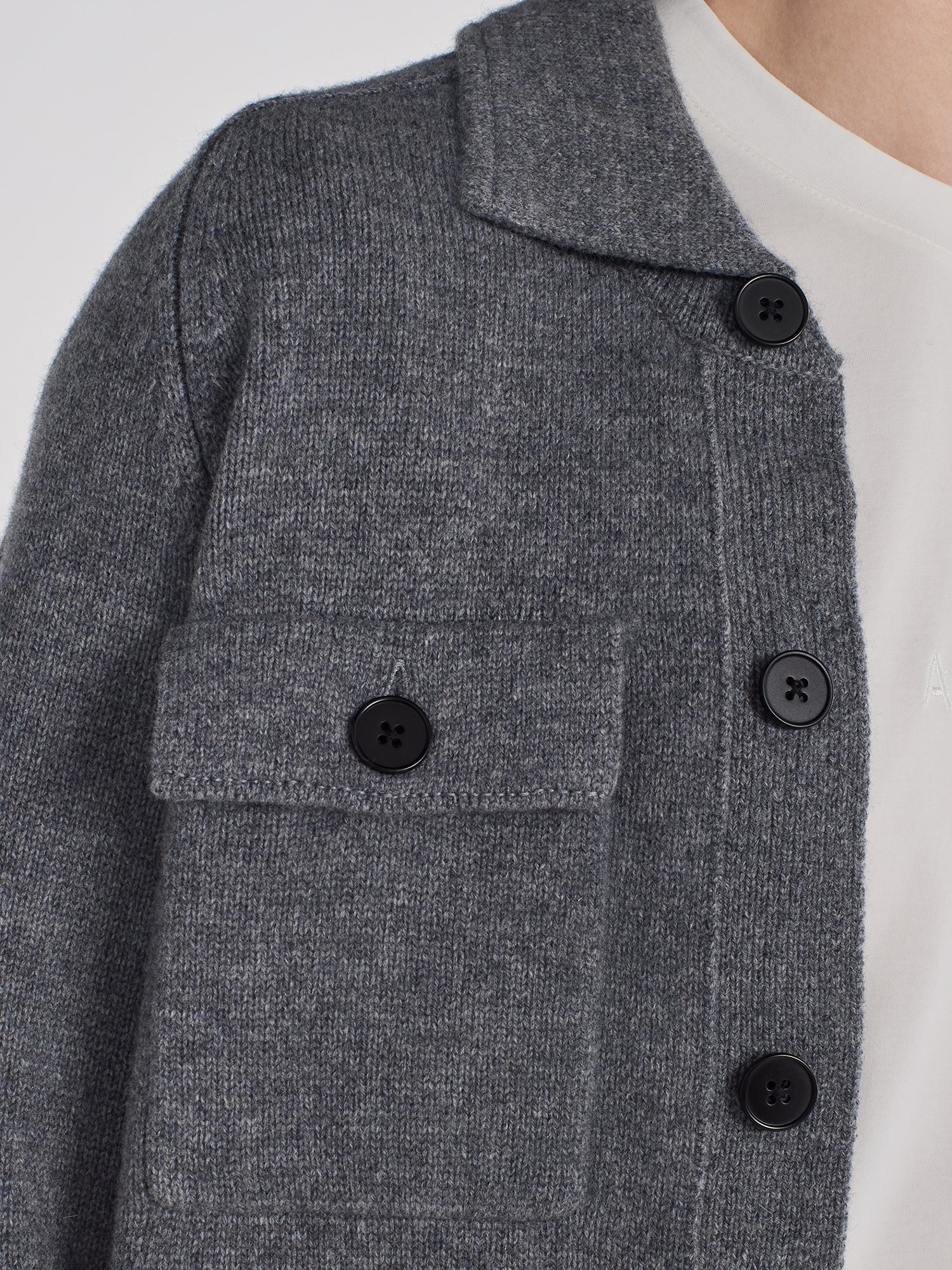 CARDIGAN CON TASCHE