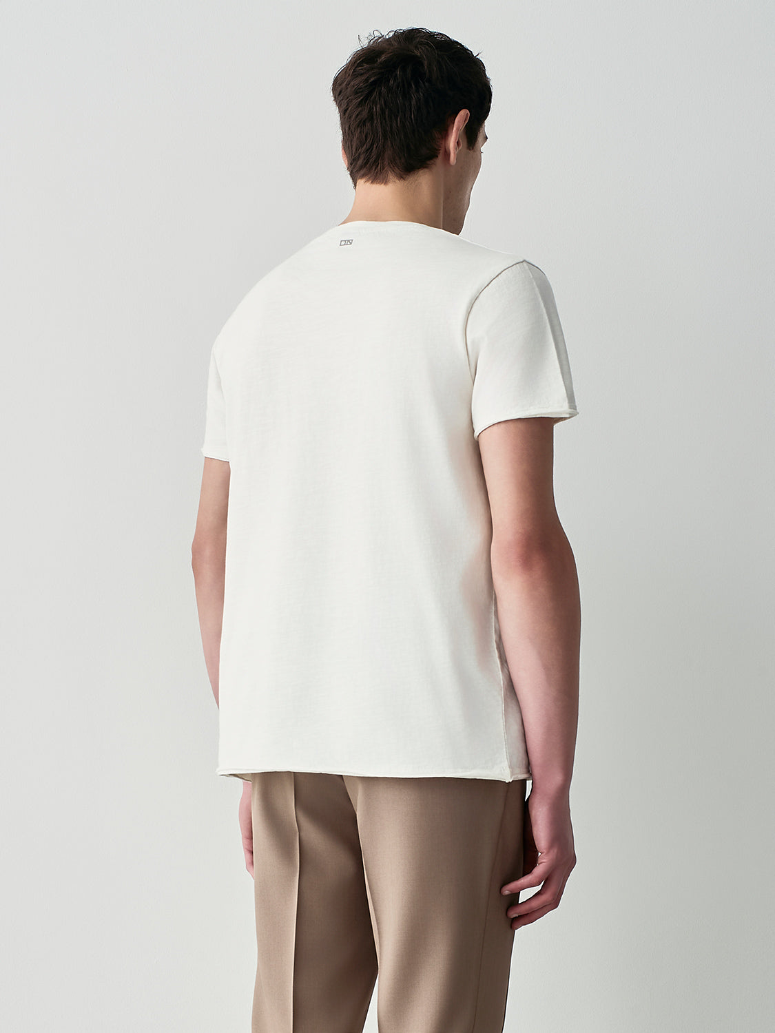 T-shirt raw cut