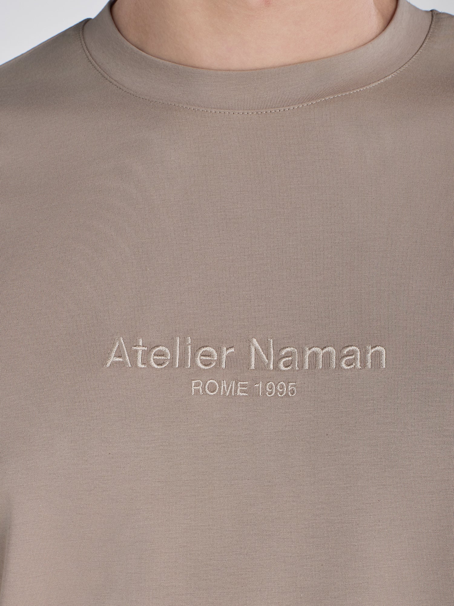 ATELIER NAMAN T-SHIRT WITH EMBROIDERED LOGO	