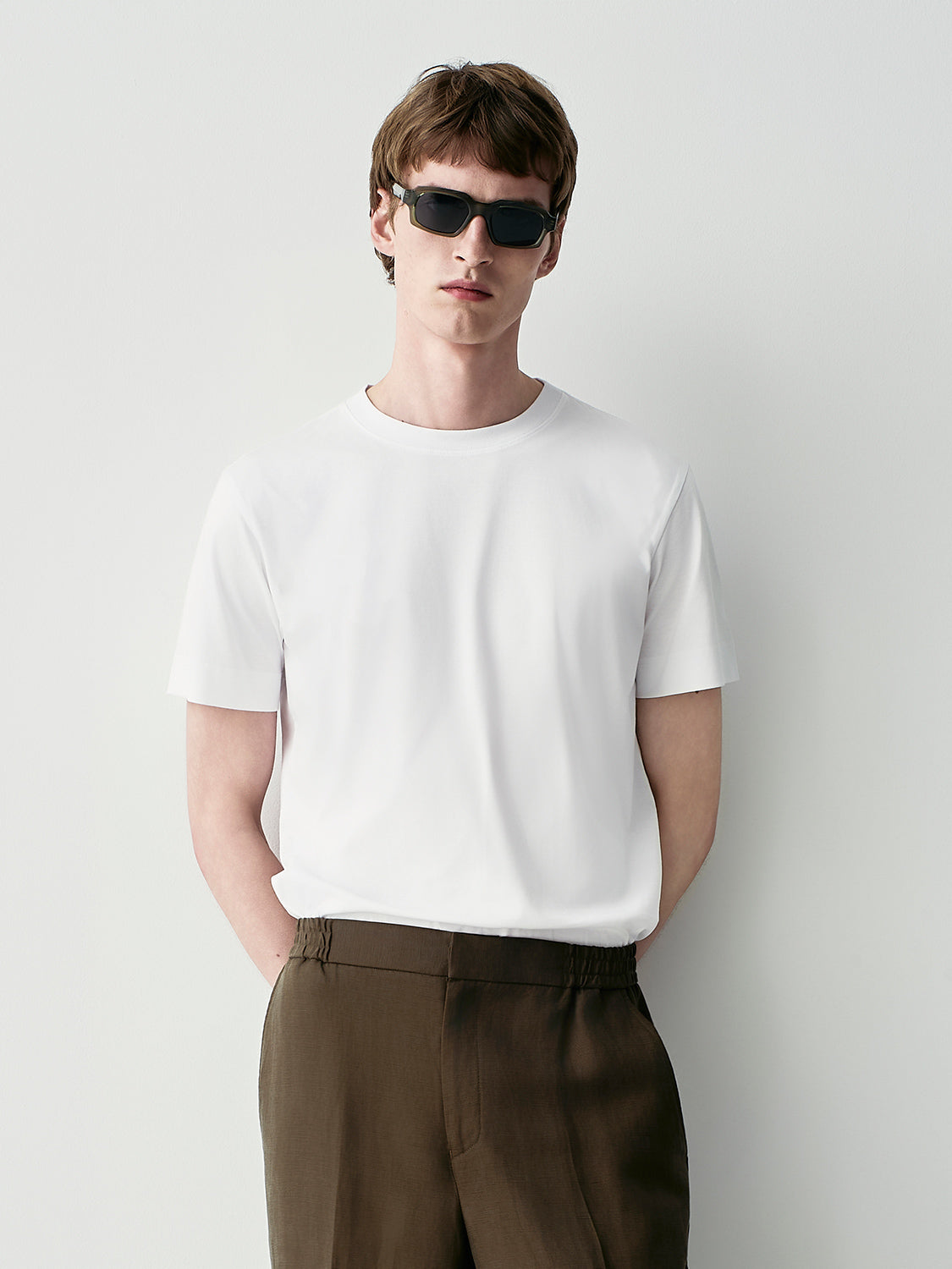 T-shirt regular a maniche corte