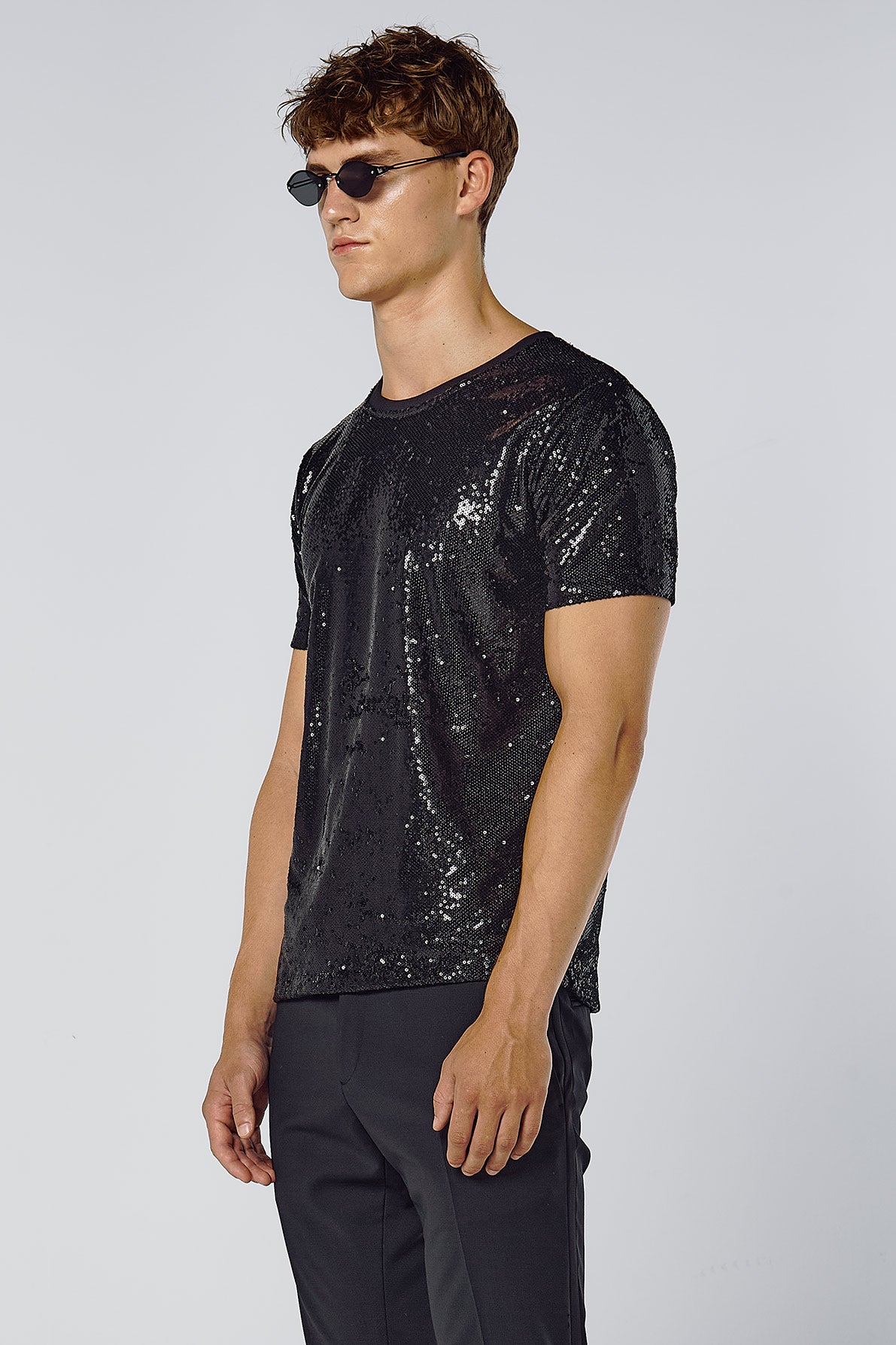 SEQUINED T-SHIRT