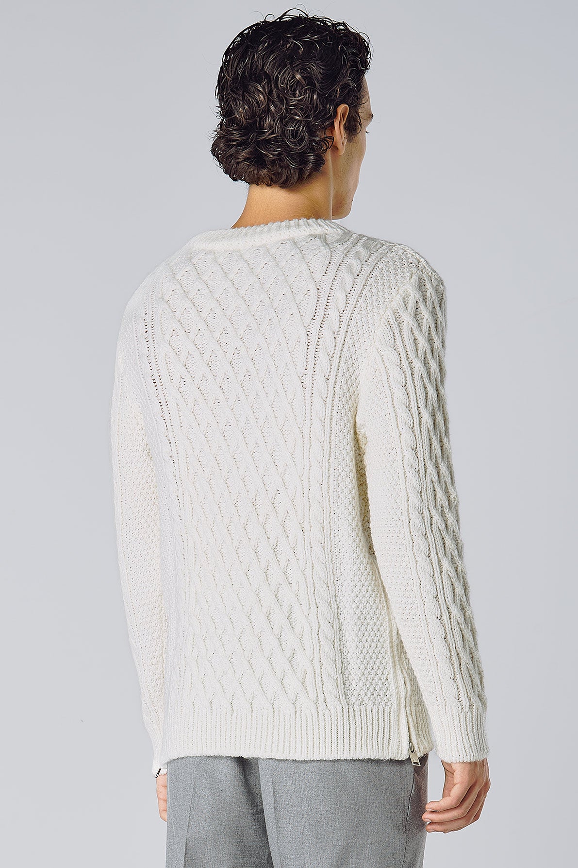 RIBBED KNIT