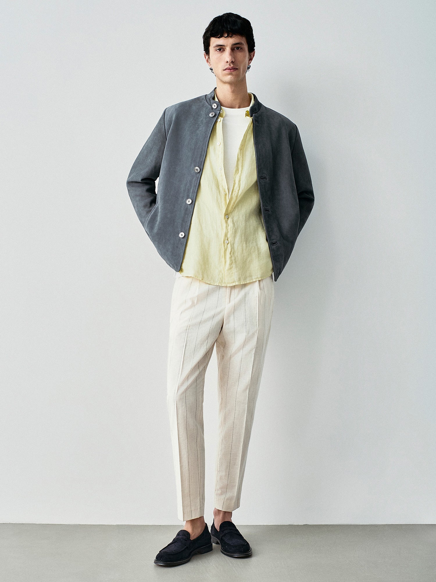 Giacca in pelle suede con collo standing