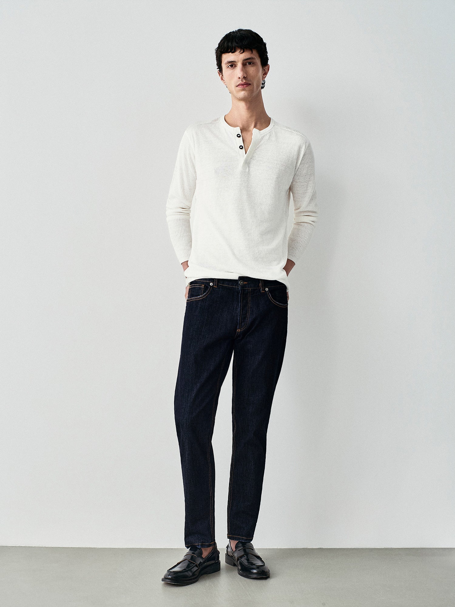 Linen ribbed sleeve knit
