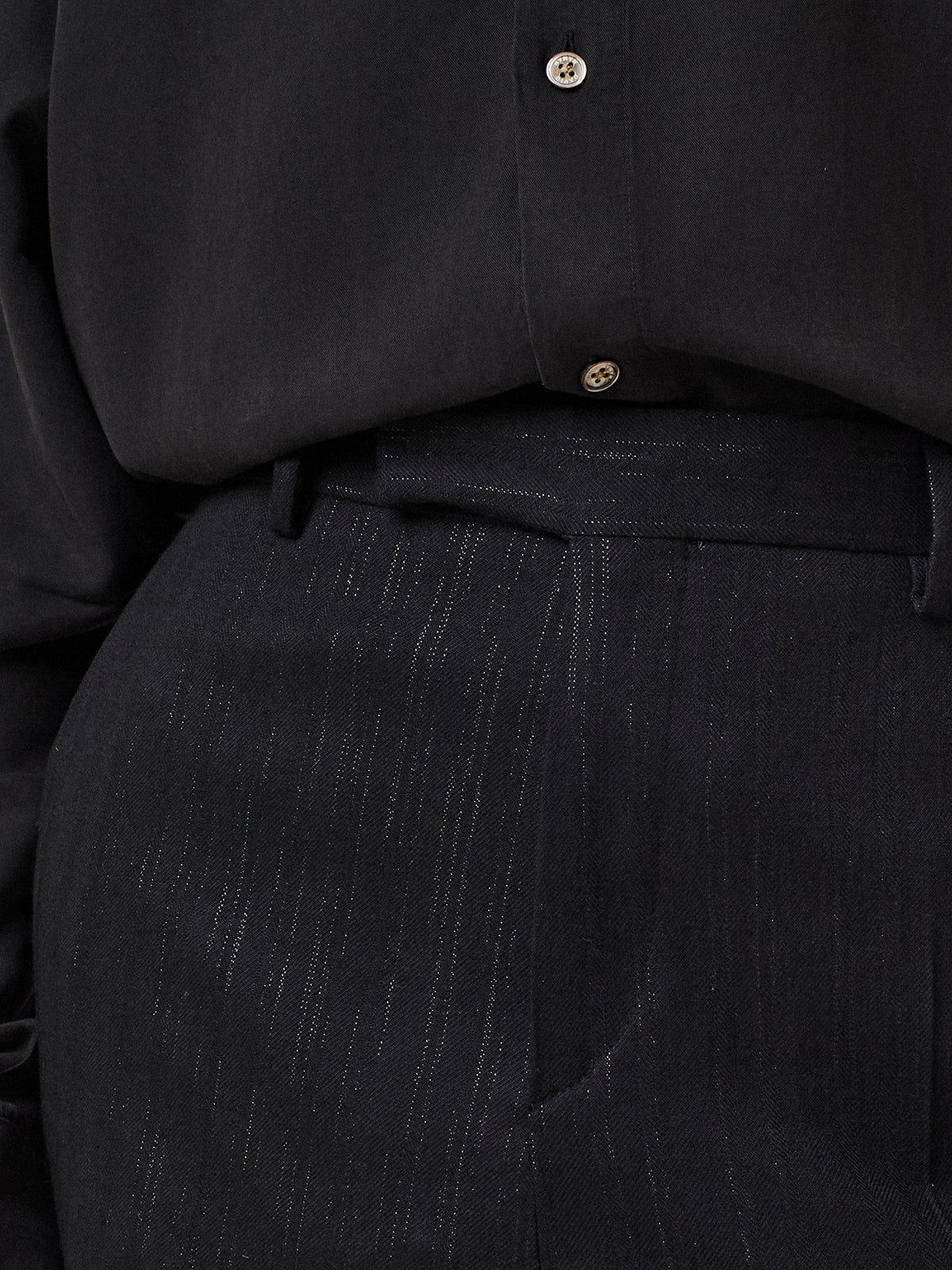 Pantalone sartoriale in misto lana vergine con filo lurex