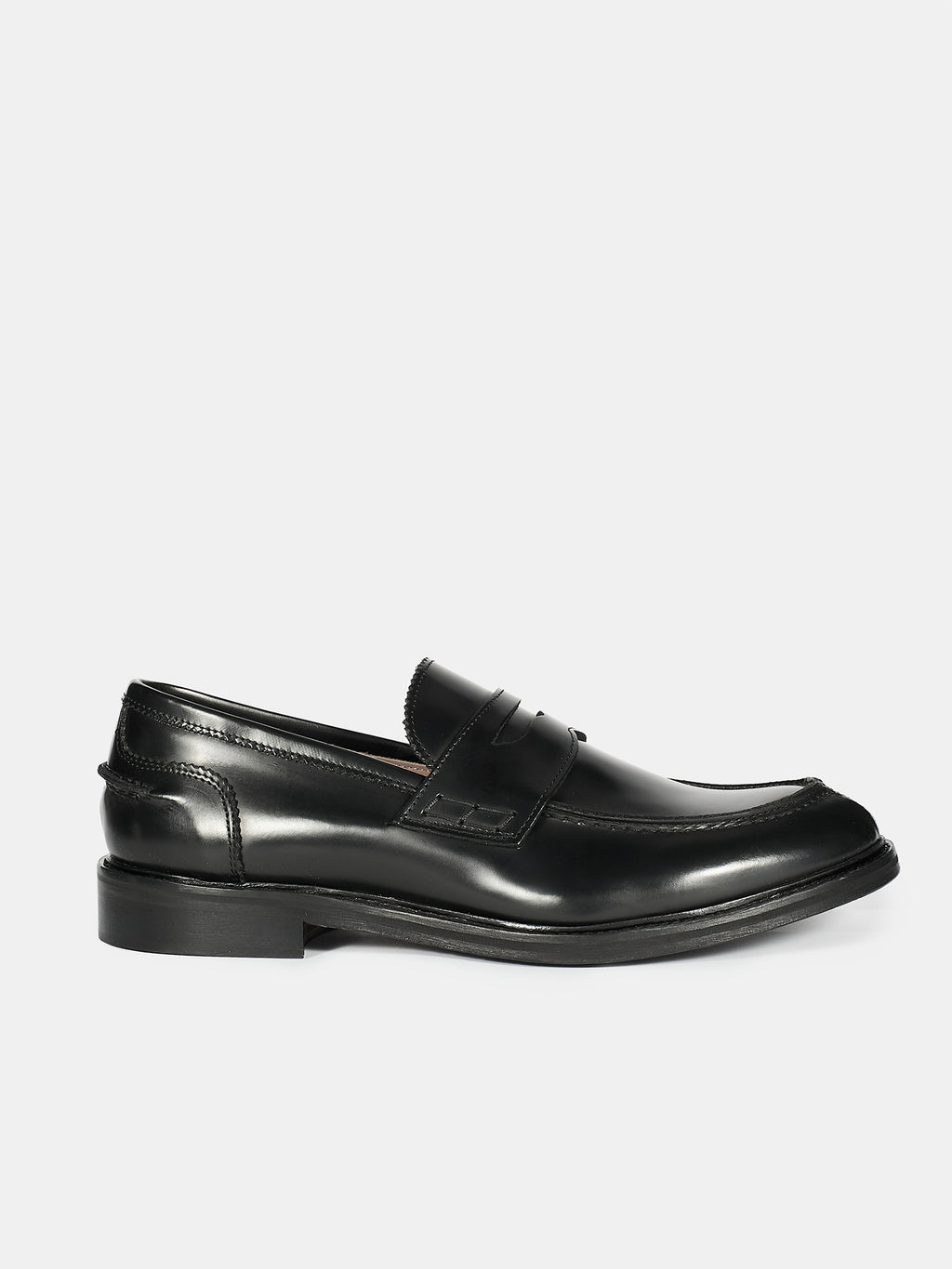 Loafer in abrasive leather