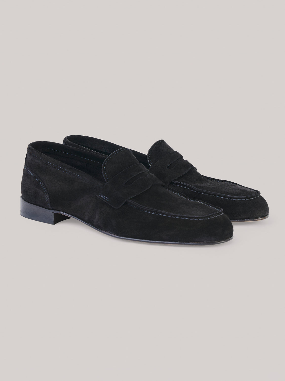 Penny loafers in pelle suede